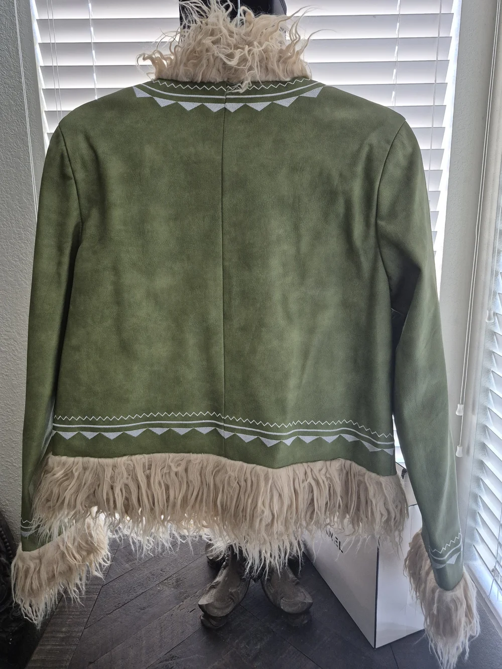 Urban Outfitters Olive Green Faux Suede Jacket with Cream Faux Fur Trim - Picture 3 of 5